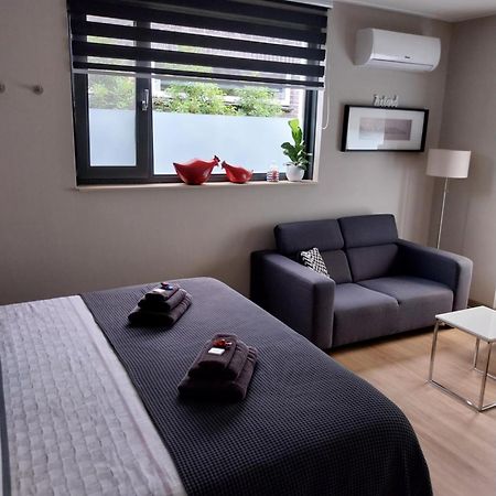 Elvis Presley Private Studio With Kitchen And Airconditioning Goes Esterno foto