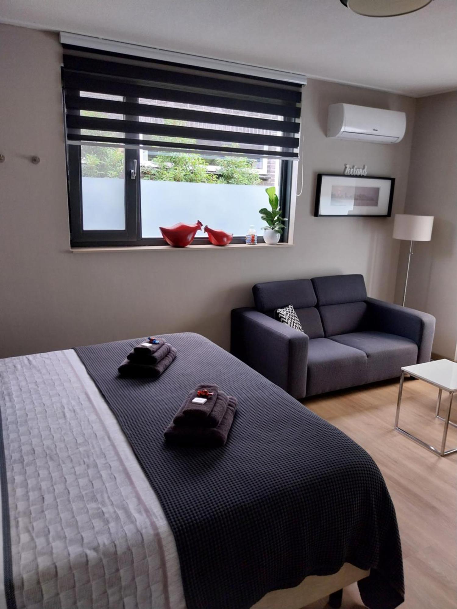 Elvis Presley Private Studio With Kitchen And Airconditioning Goes Esterno foto
